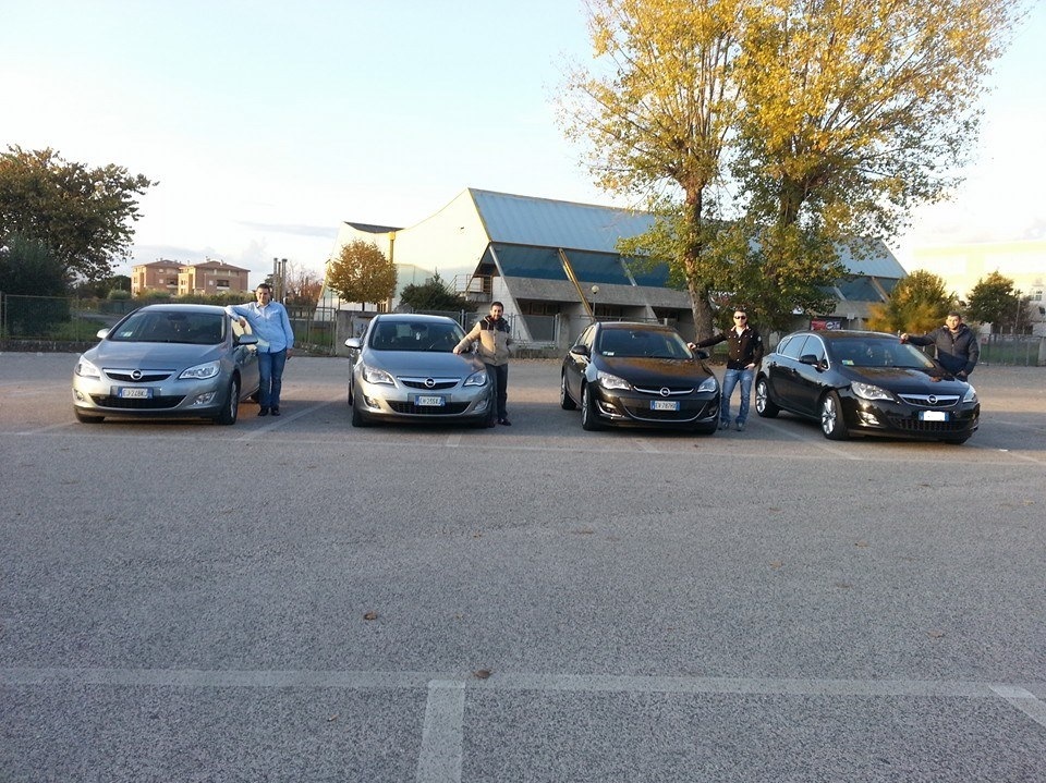 OpelAstraJClub2012 2