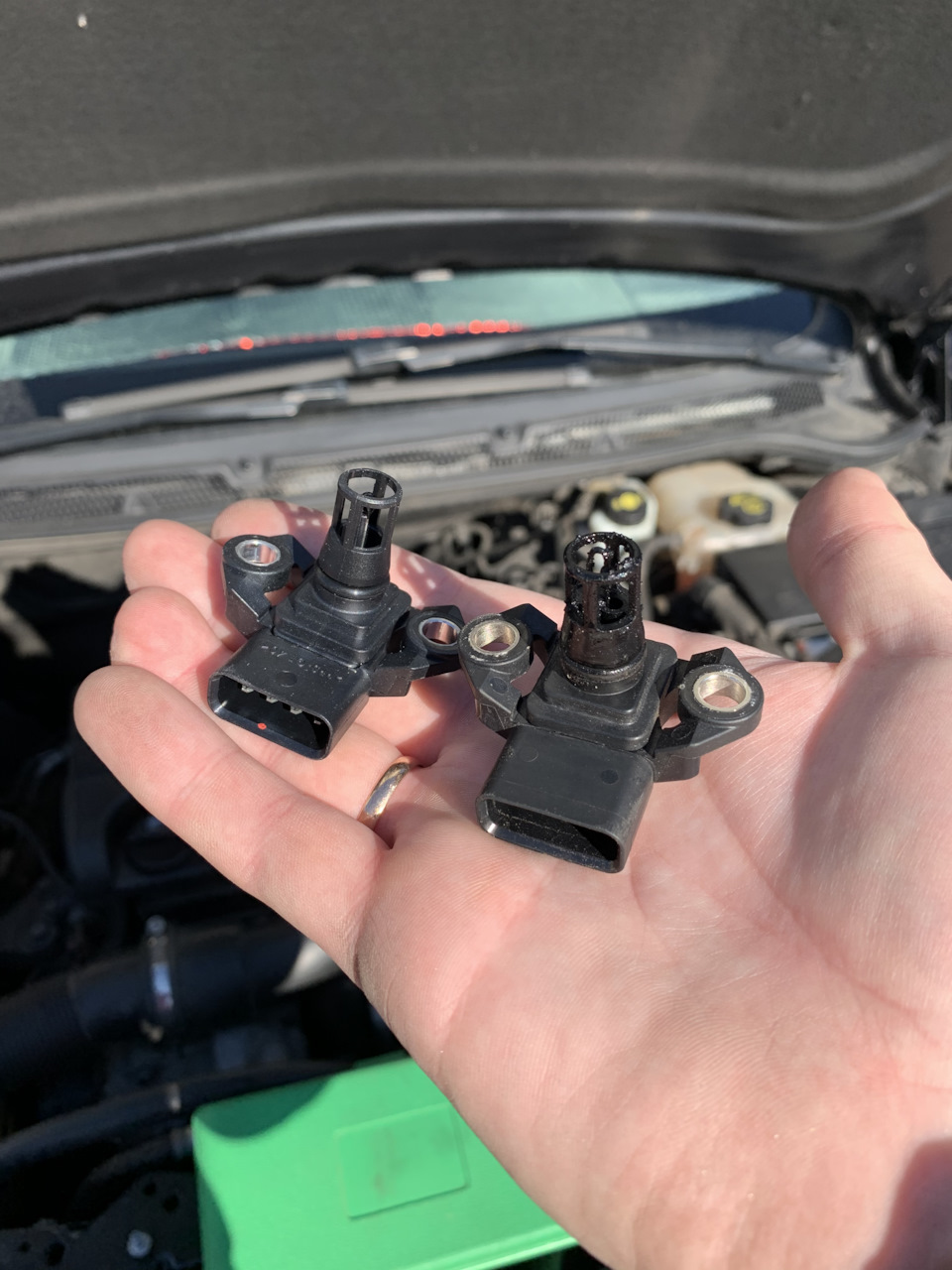 Заміна датчика МАП (MAP Sensor) Opel Astra J 1.7 cdti 3