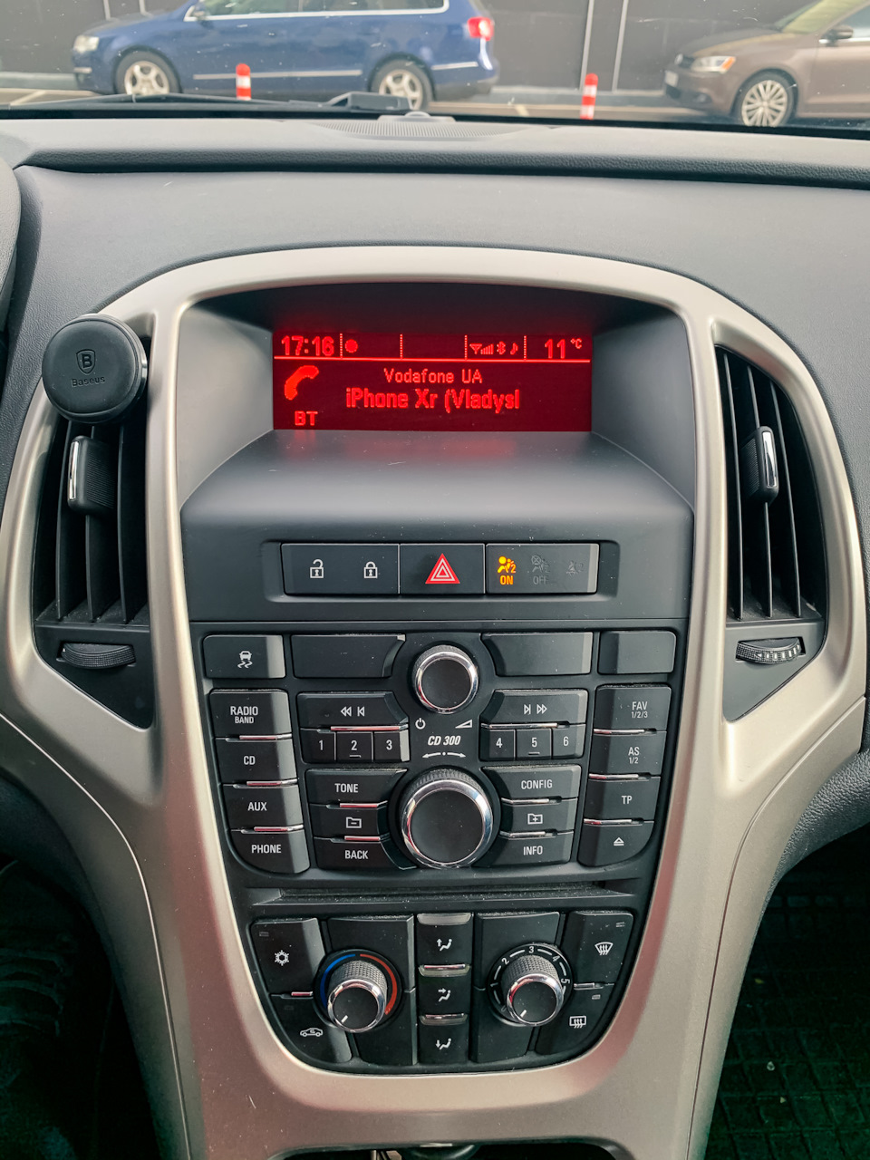Заміна ГУ CD300 на CD400+ 2