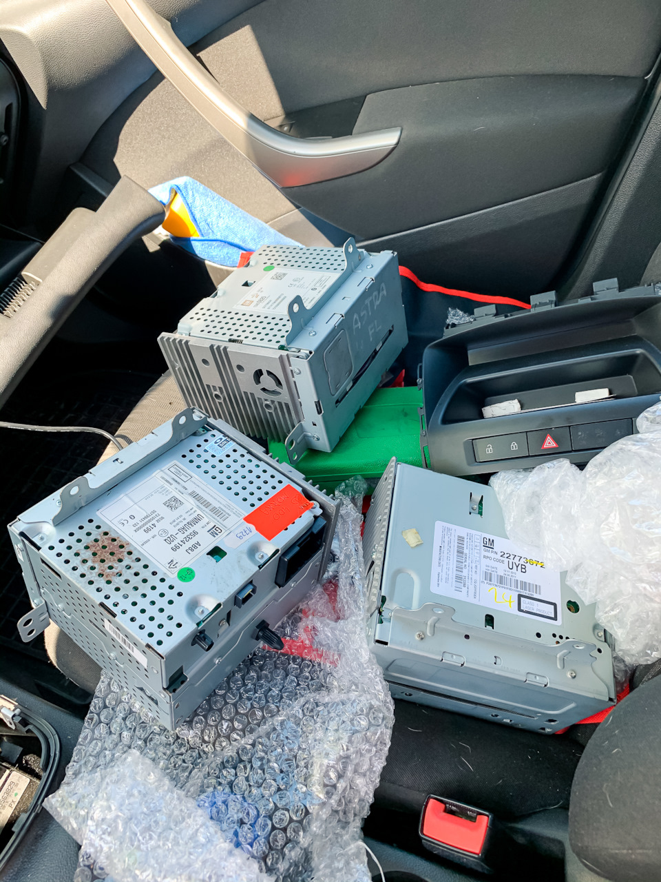 Заміна ГУ CD300 на CD400+ 4