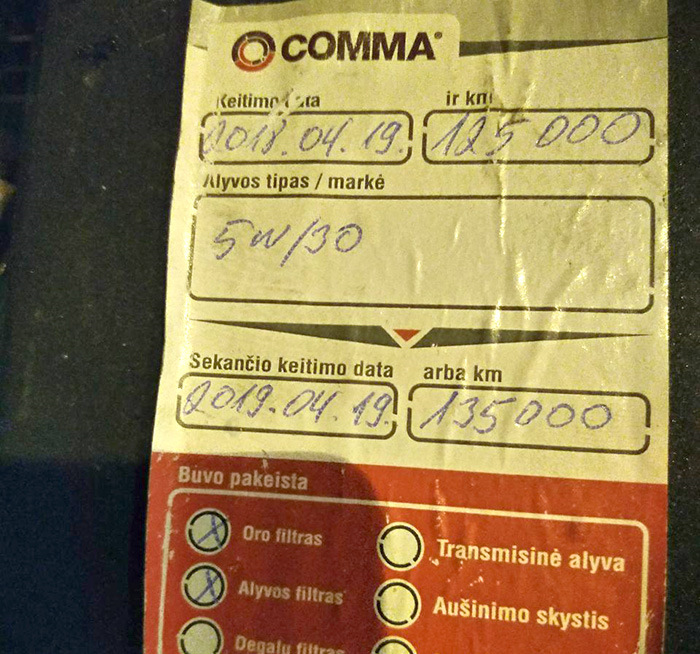 Яке масло лити в двигун? Знаю, що треба Сомма 5W30. А яке саме? 1