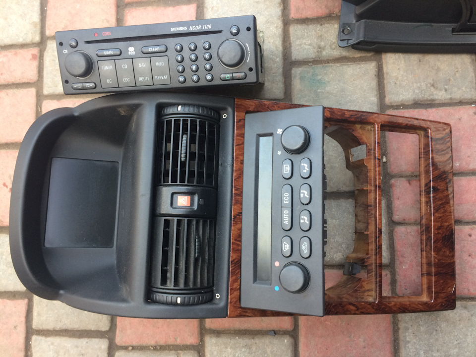 Купив комплект Siemens NCDR 1100 + CID + CD changer 1