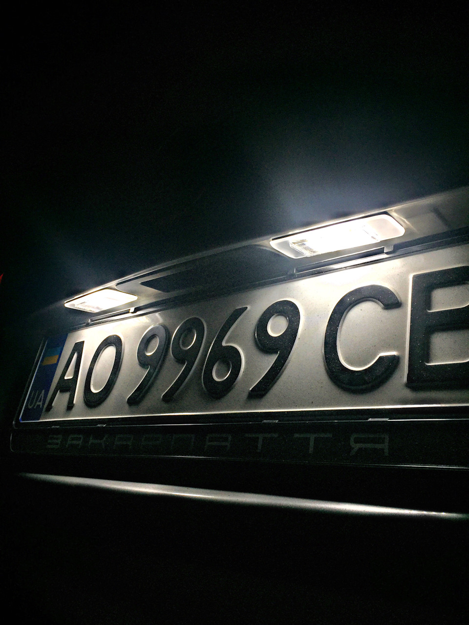 LED підсвічування номерного знака без помилки. 3