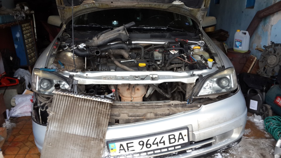 Лопнув Радіатор Охолодження 1