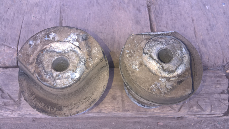 Заміна сайлентблоків задньої балки та передньої подушки двигуна 3