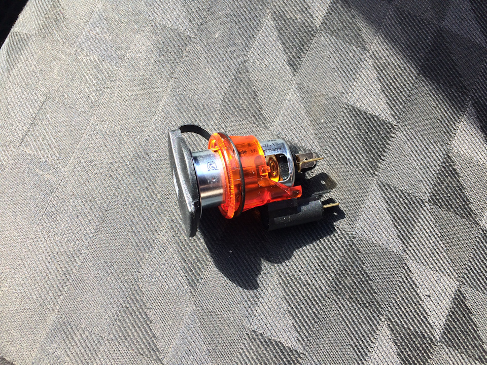 Розетка 12V замість прикурювача 5