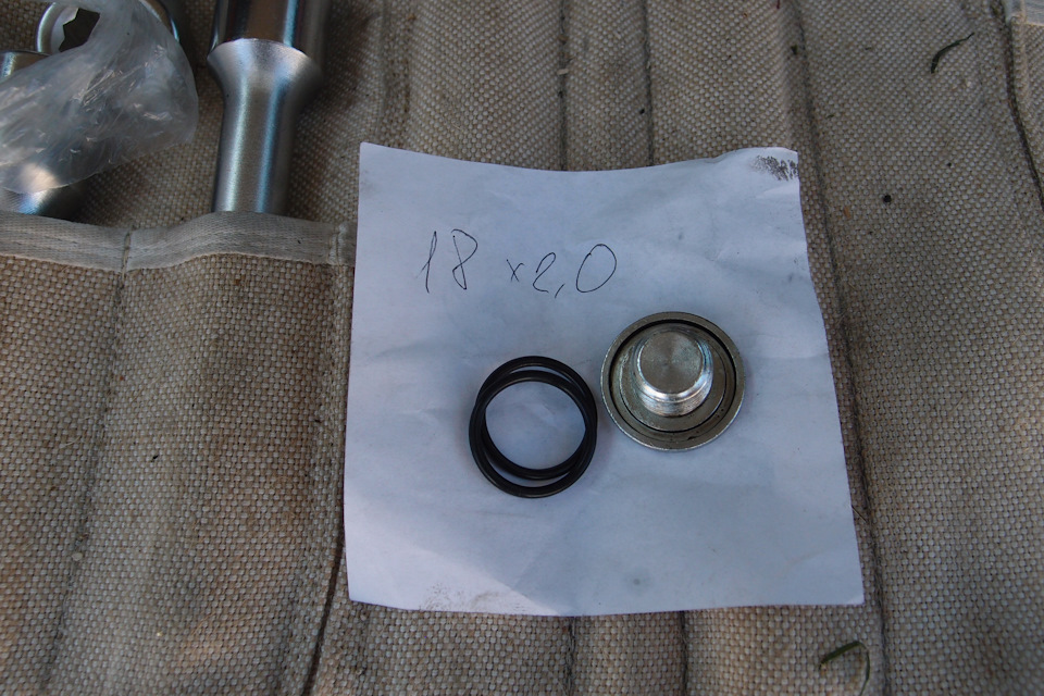 Заміна масла в двигуні та коробці 2