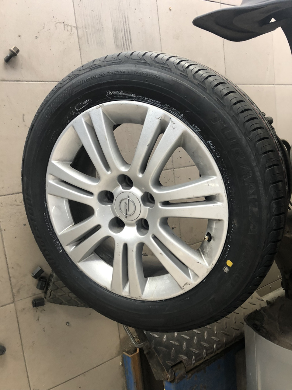 Перевзуття або Nokian, що йде в небо 2