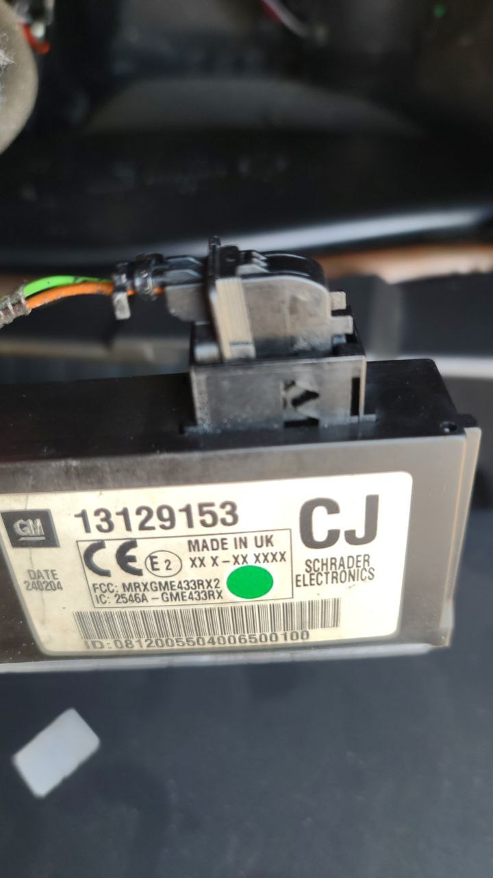 Встановлення штатної системи TPMS 4