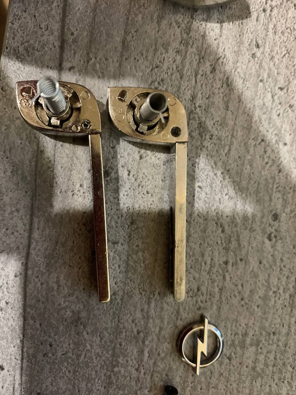 🔑Заміна корпусу викидного ключа🔐 5