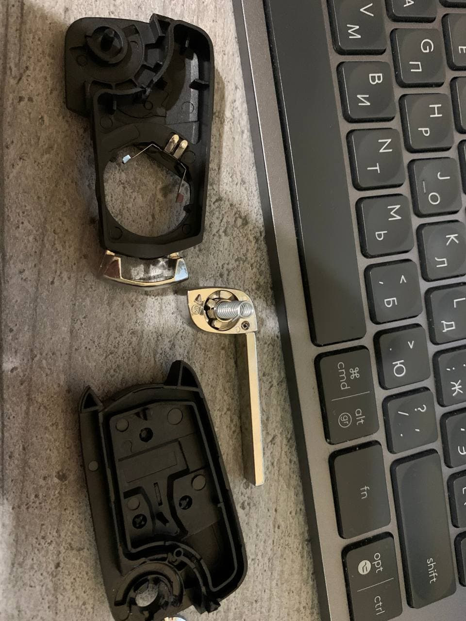 🔑Заміна корпусу викидного ключа🔐 3
