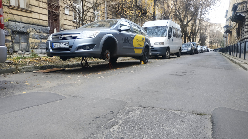 Смачниці приїхали)) 2
