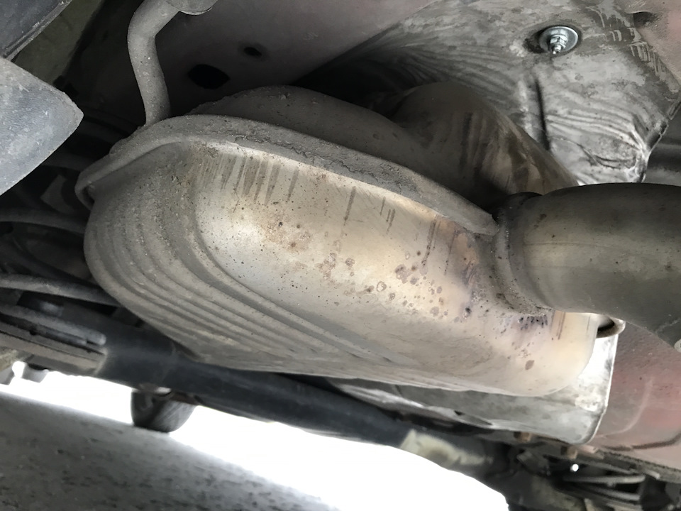 Тепловий захист глушника 5