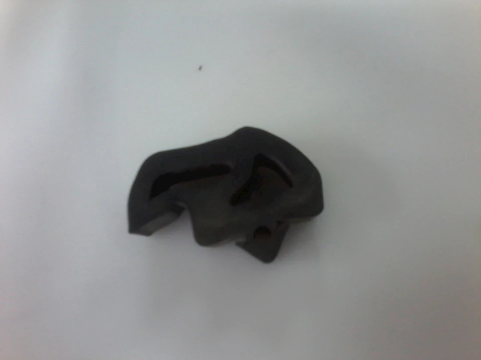 Допоможіть знайти відбійник.