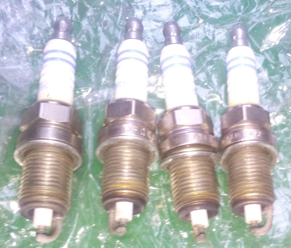 Свічки BOSCH 0 242 229 699 (як оригінал) але не зрозумію що не так ((( 2
