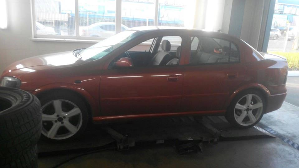 Перевзувся в залізяки 1