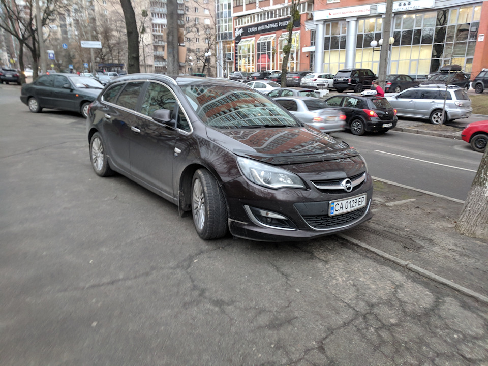 Astra J Sports Tourer OPC Line 1