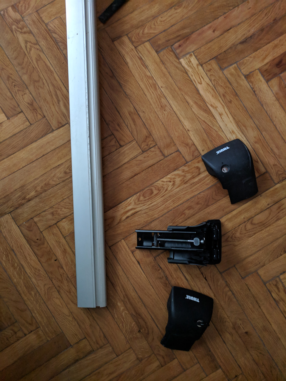 Thule Wingbar EDGE 9591 + Thule ProRide 591 5
