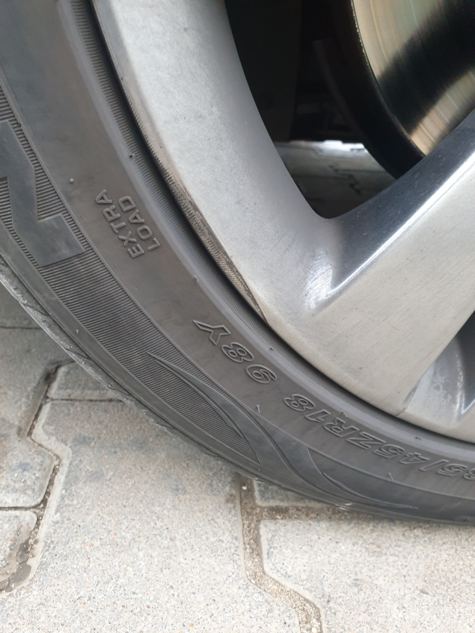235/45 r18 vs ями 1