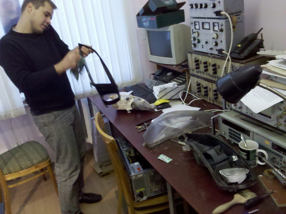 модернізація світла або встановлення Біксенонові лінзи Infolight G5 без неонового підсвічування 5