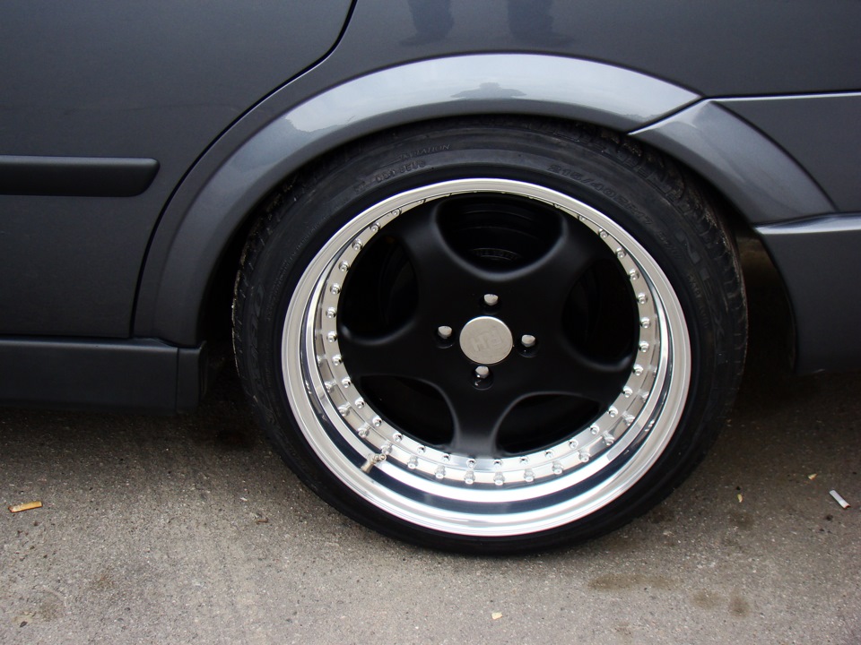 Falken 9_205_40_17 und Nexen 10_215_40_17 3