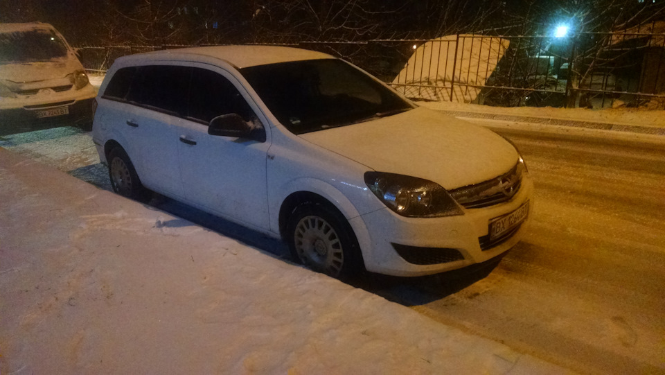 Сніжний Хмельницький та Astra 1