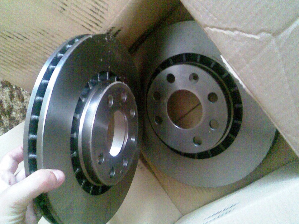 Встановлено к-т гальм з GSi /256x24x22 Bosch 2