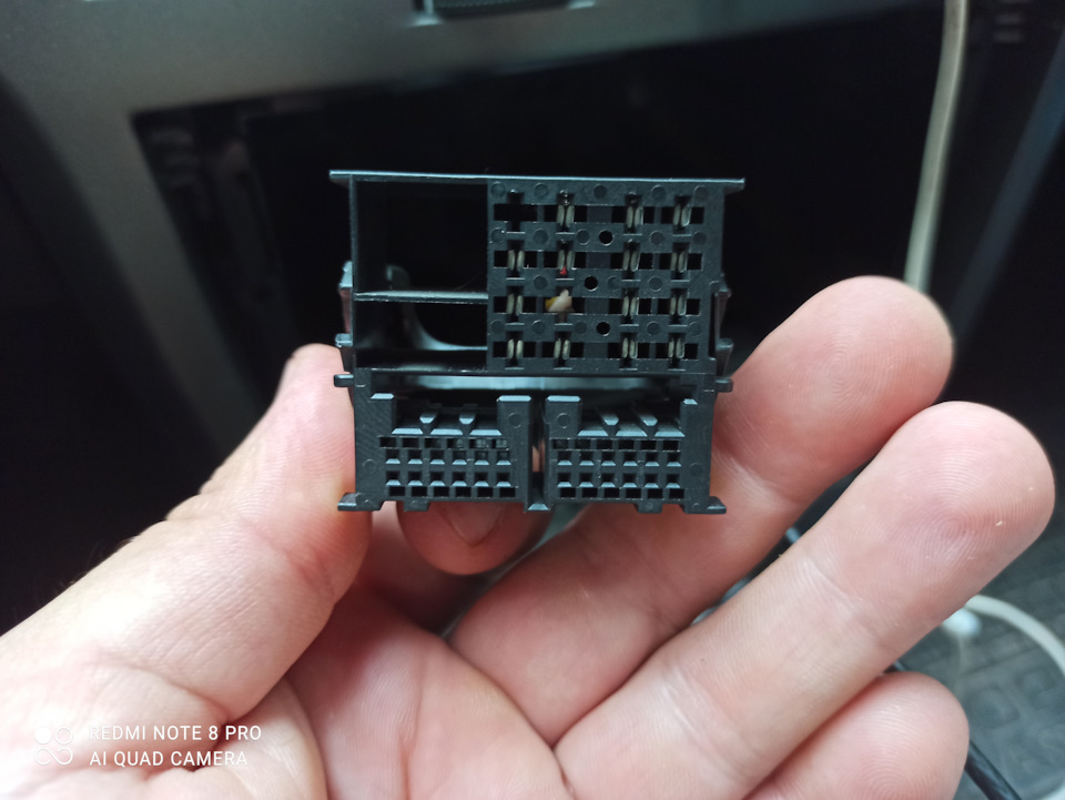 Допоможіть з кабелем aux для cd70navi 2