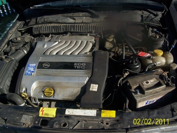 Рух приїхав 2.5 V6 1