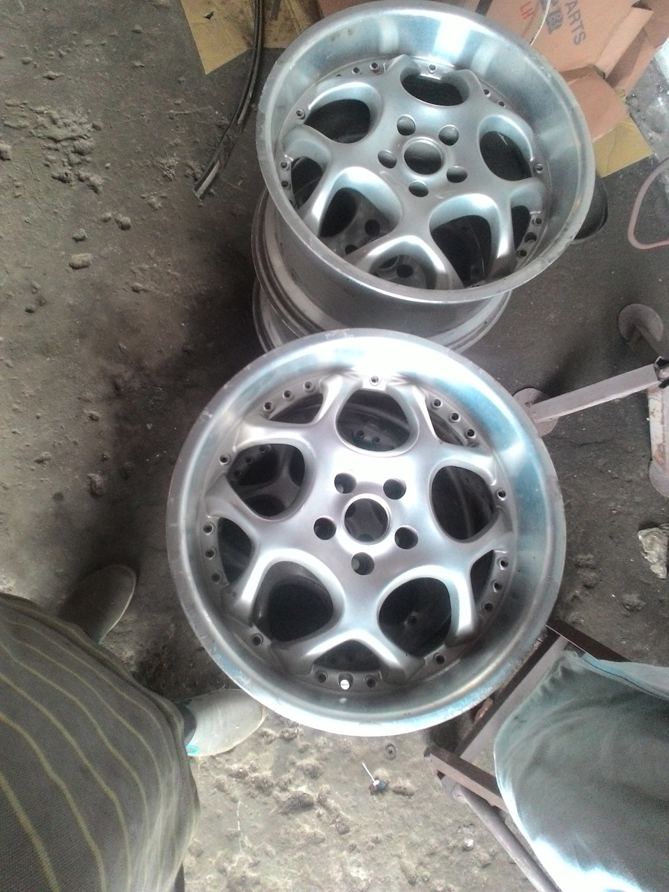Продам AEZ R18 10j et 25/35 5х110(112) 1