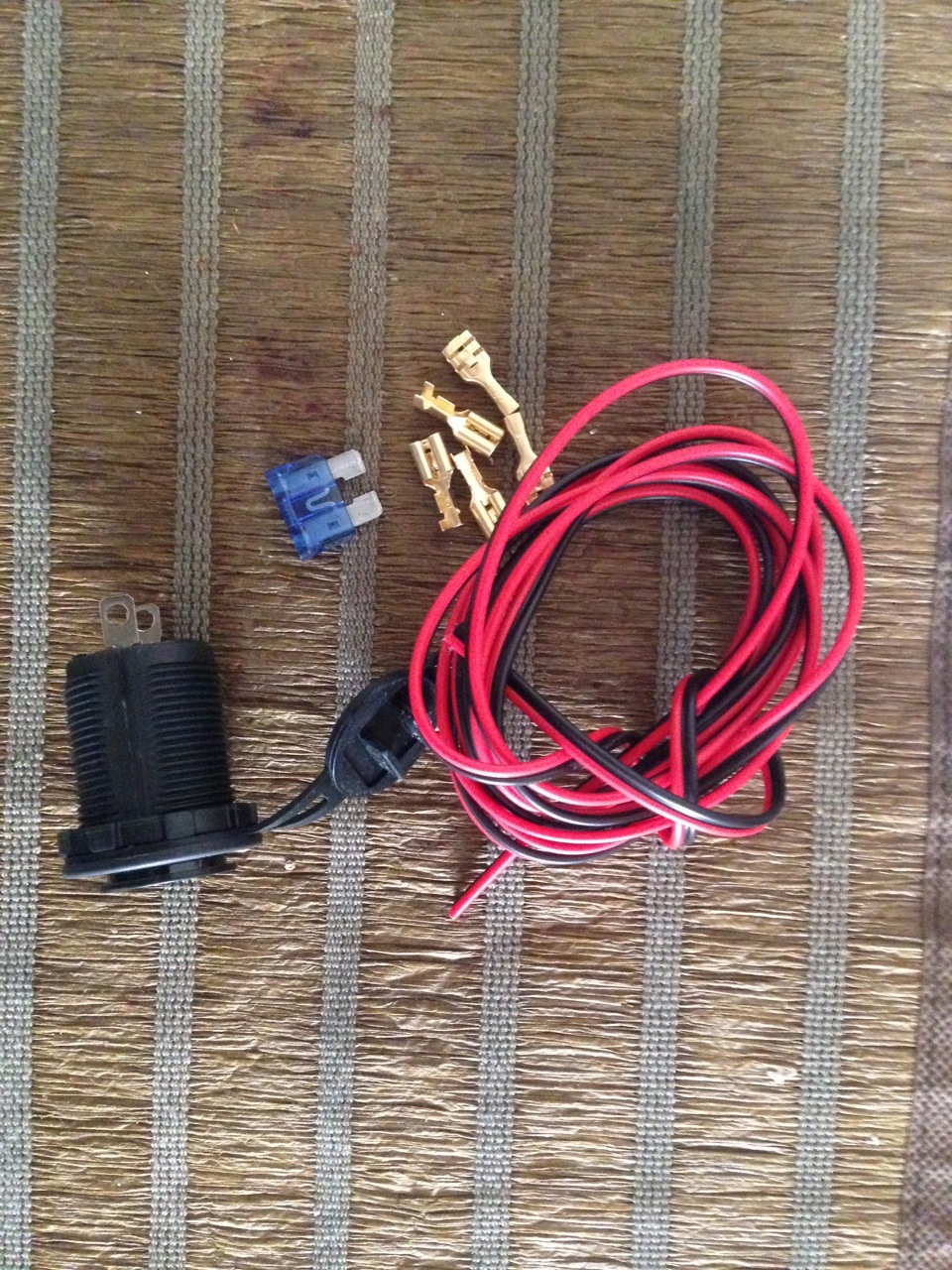 USB для зарядки свого огризка) 3