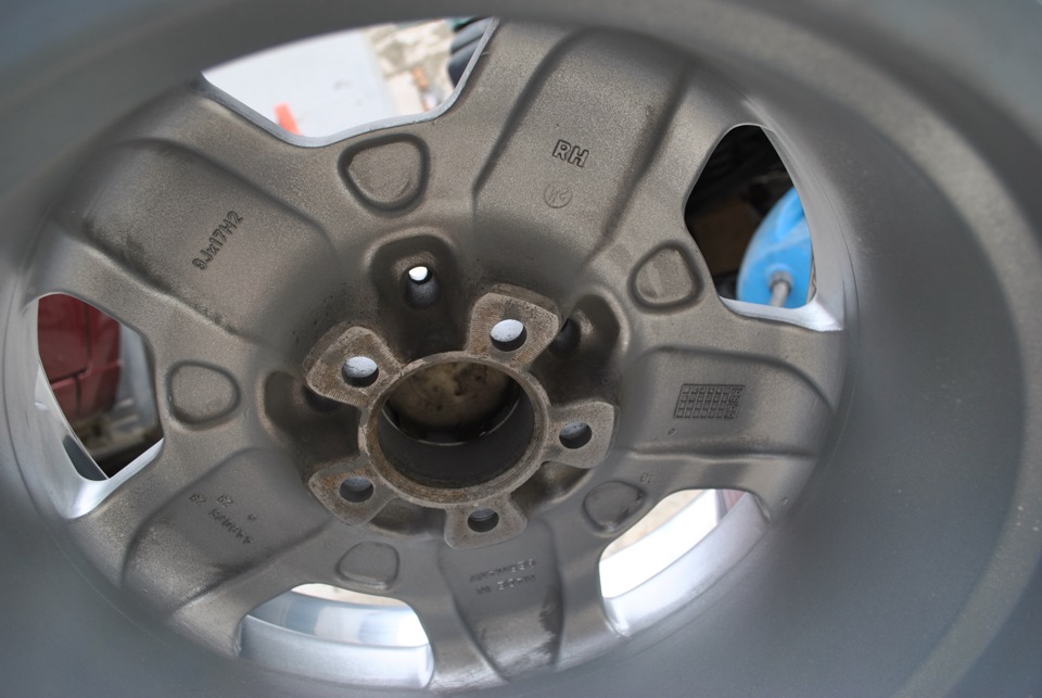 RH Monoblock II R17 Mercedes-Benz 8J + 9J 4