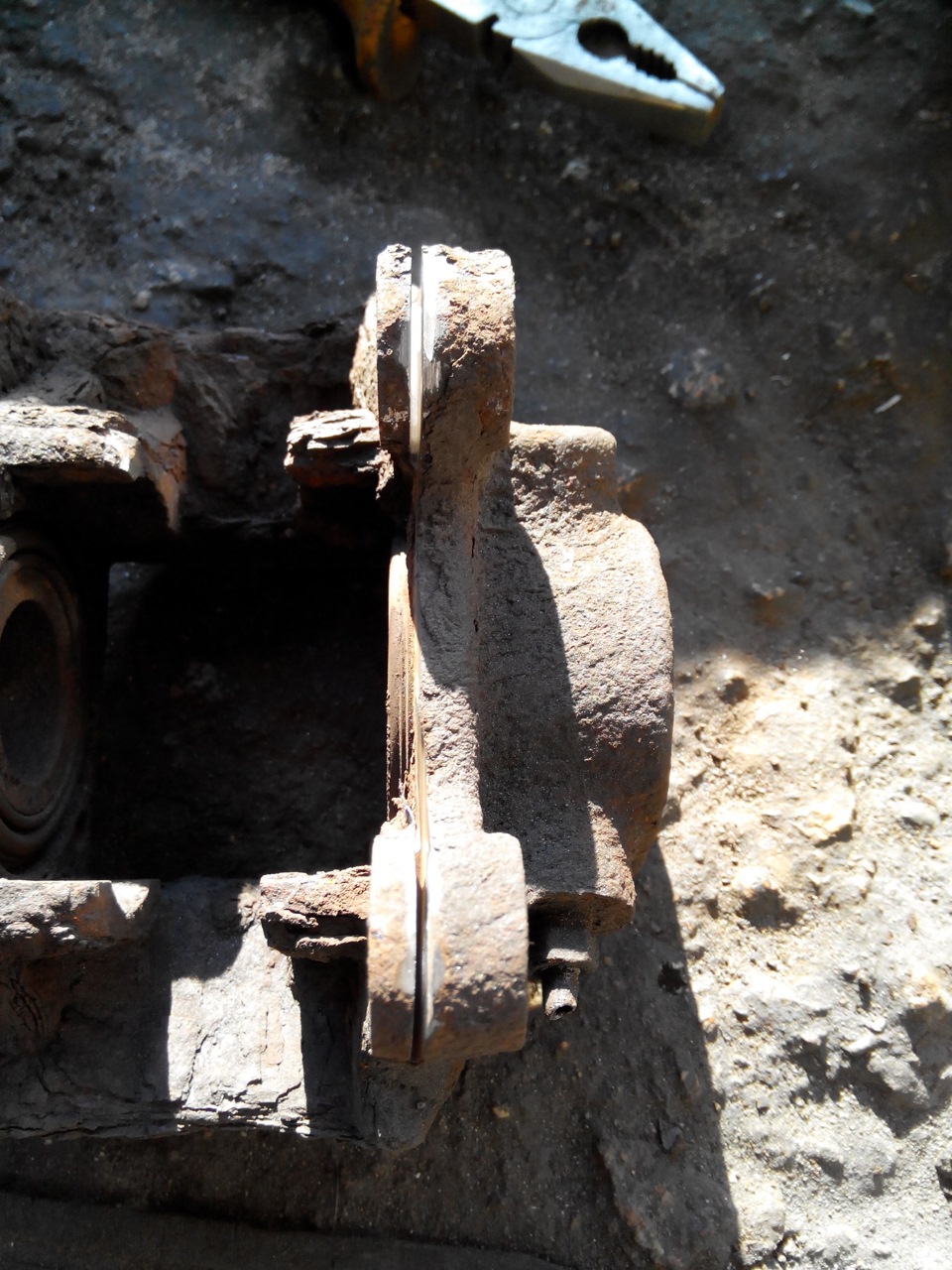 Задні гальма, що вентилюються, + 42 супорт від Омеги 3.2 1