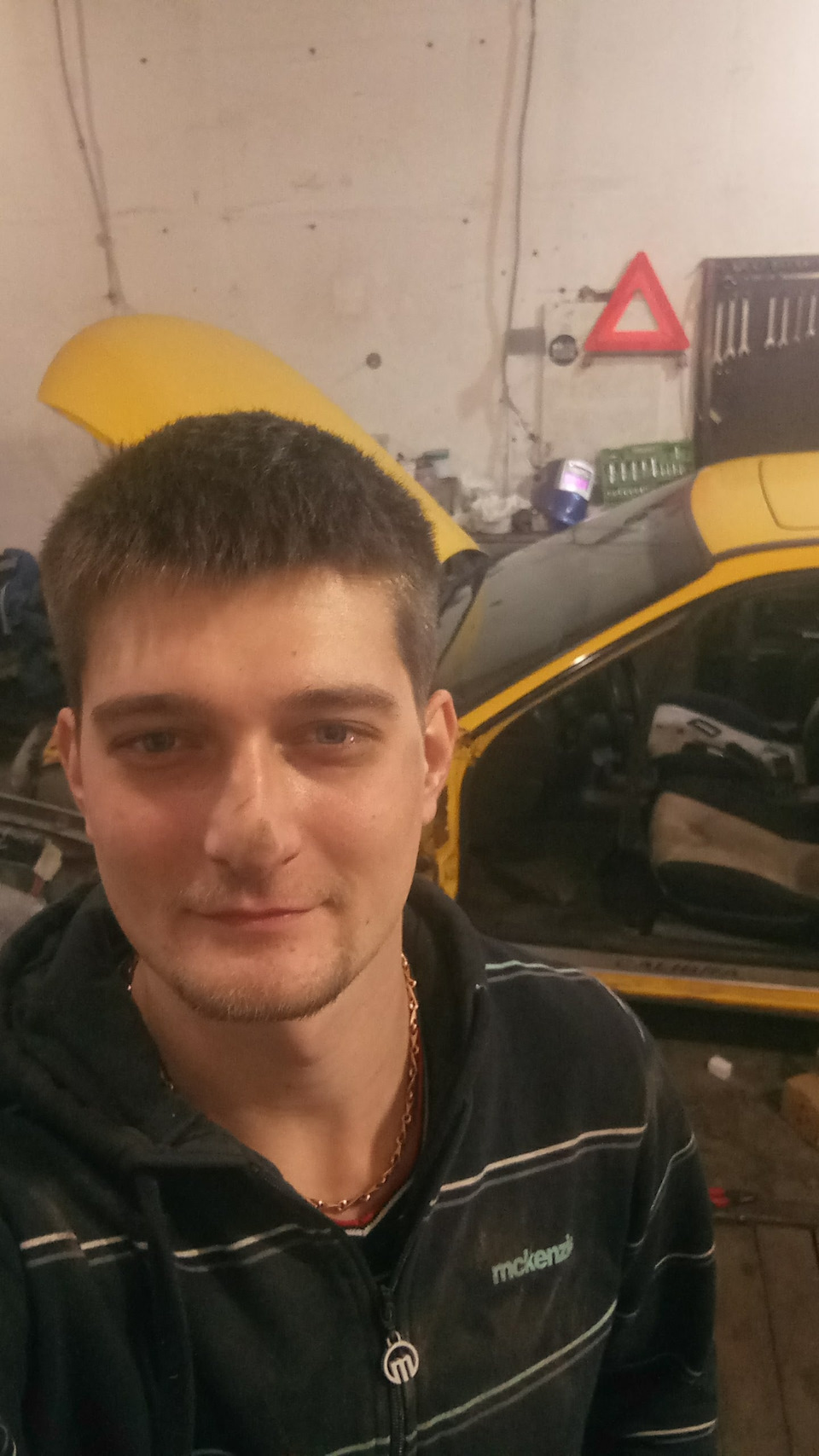 Змінив крила зняв ламбо двері поставили стік і тут вилізли трабли стійок 3