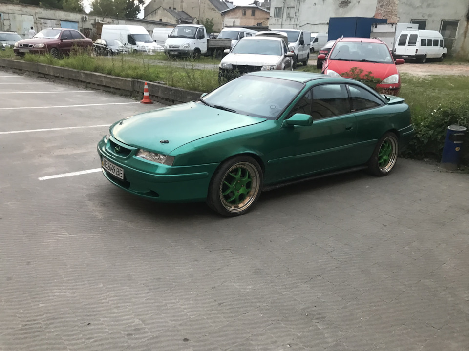 Opel calibra last edition front bumper done. Або закінчений вигляд 4