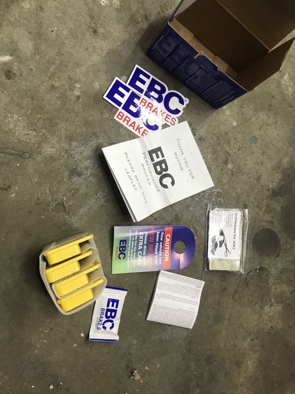 Приїхали свіжі колодочки на задні гальмівні диски Ebc yellow staff. 4