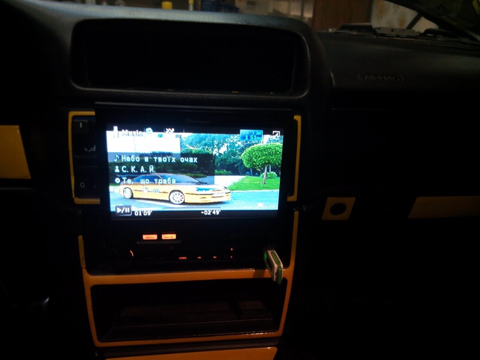 Нова голова) AVH-P6300BT 1