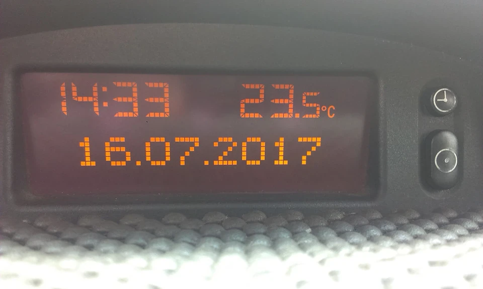 Заміна лампочок бортового дисплея