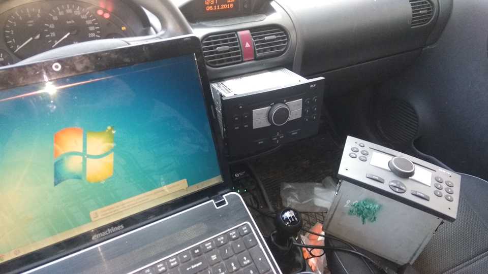 Замінив магнітолу CD30 на CD30 MP3 1