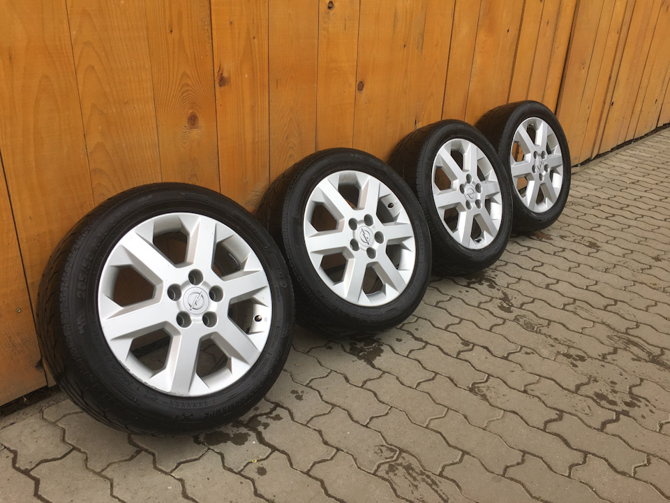 Продам тапочки r16 5