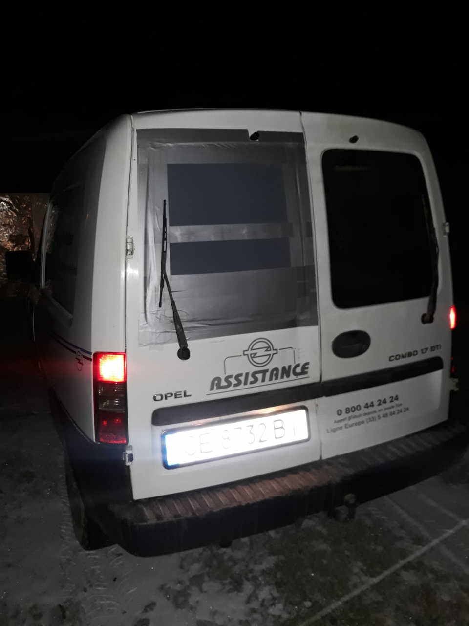 №16 Про зміст дзеркала в салоні або заміна задньої дверці. 2