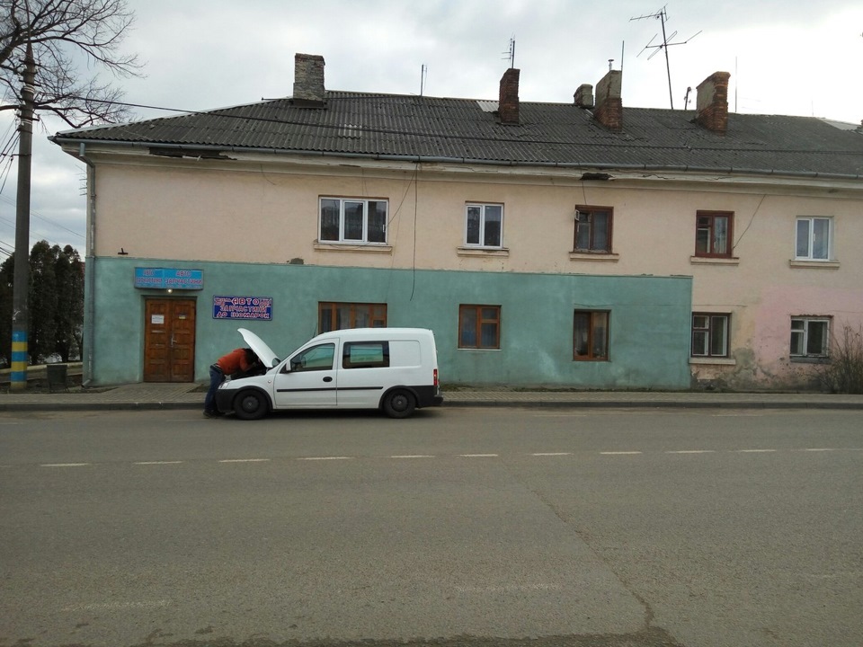 Шукаю трубку подачі палива на першу форсунку ! (P0093 - витік палива (великий витік)) 3