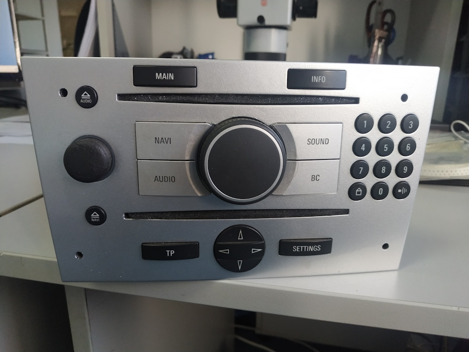 Перепаювання SMD-компонентів для AUX CD70 Navi 2