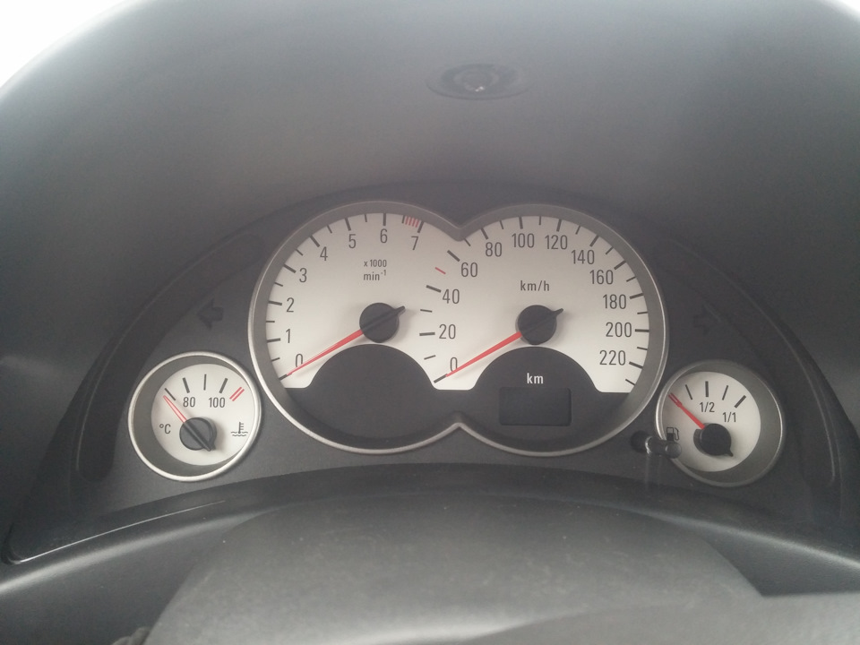 Прикупив панель приладів від Corsa 1.2 5