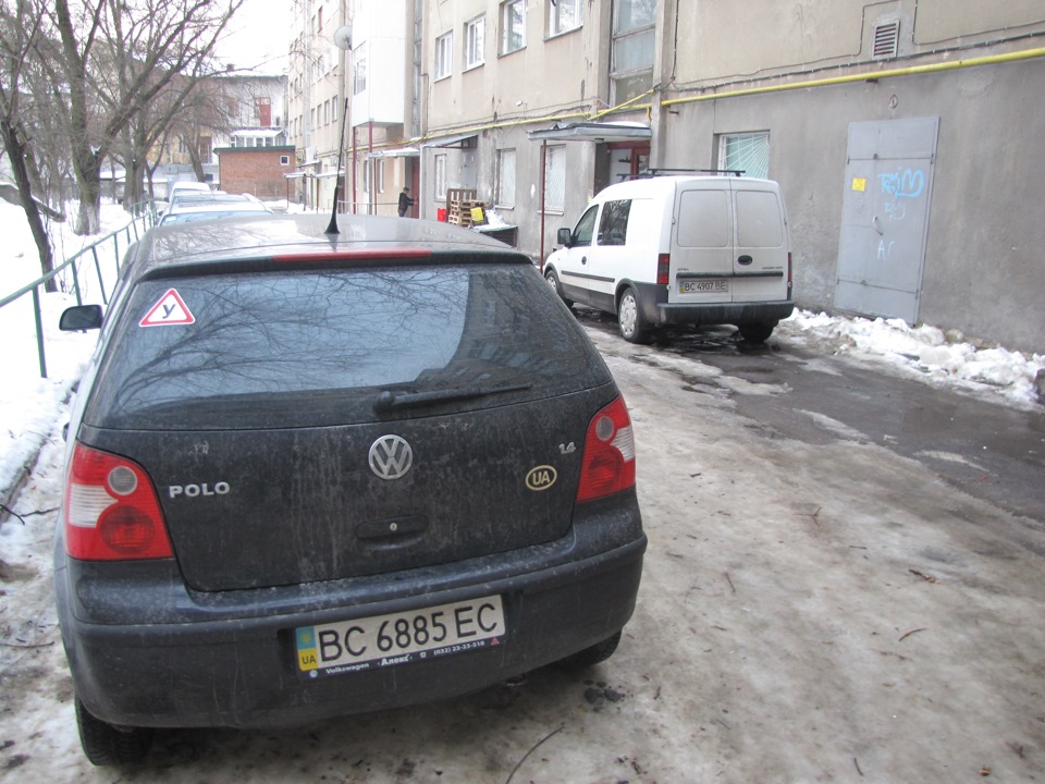 Поки їдуть запчастини... 1
