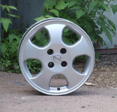 Ура, знайшов те, що шукав. Диски R15 Opel 2