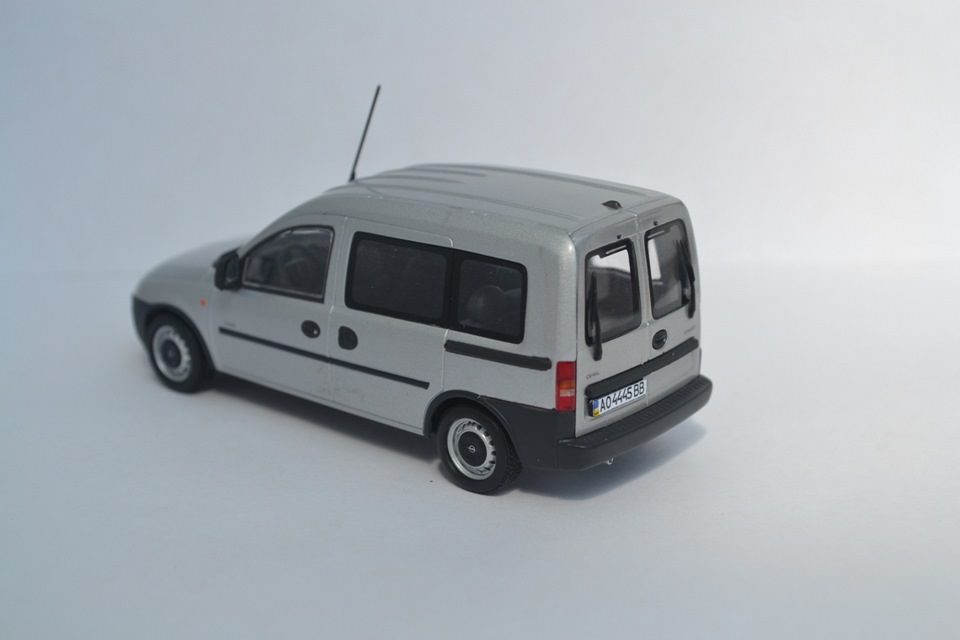 Масштабна модель Opel Combo 3