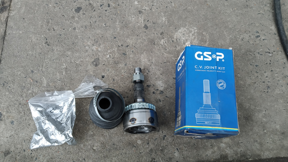 Хлопці може кому потрібен шрус 1.7CDTI? 1