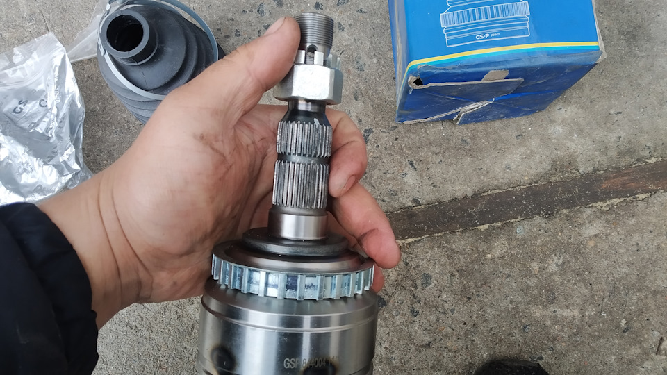 Хлопці може кому потрібен шрус 1.7CDTI? 3
