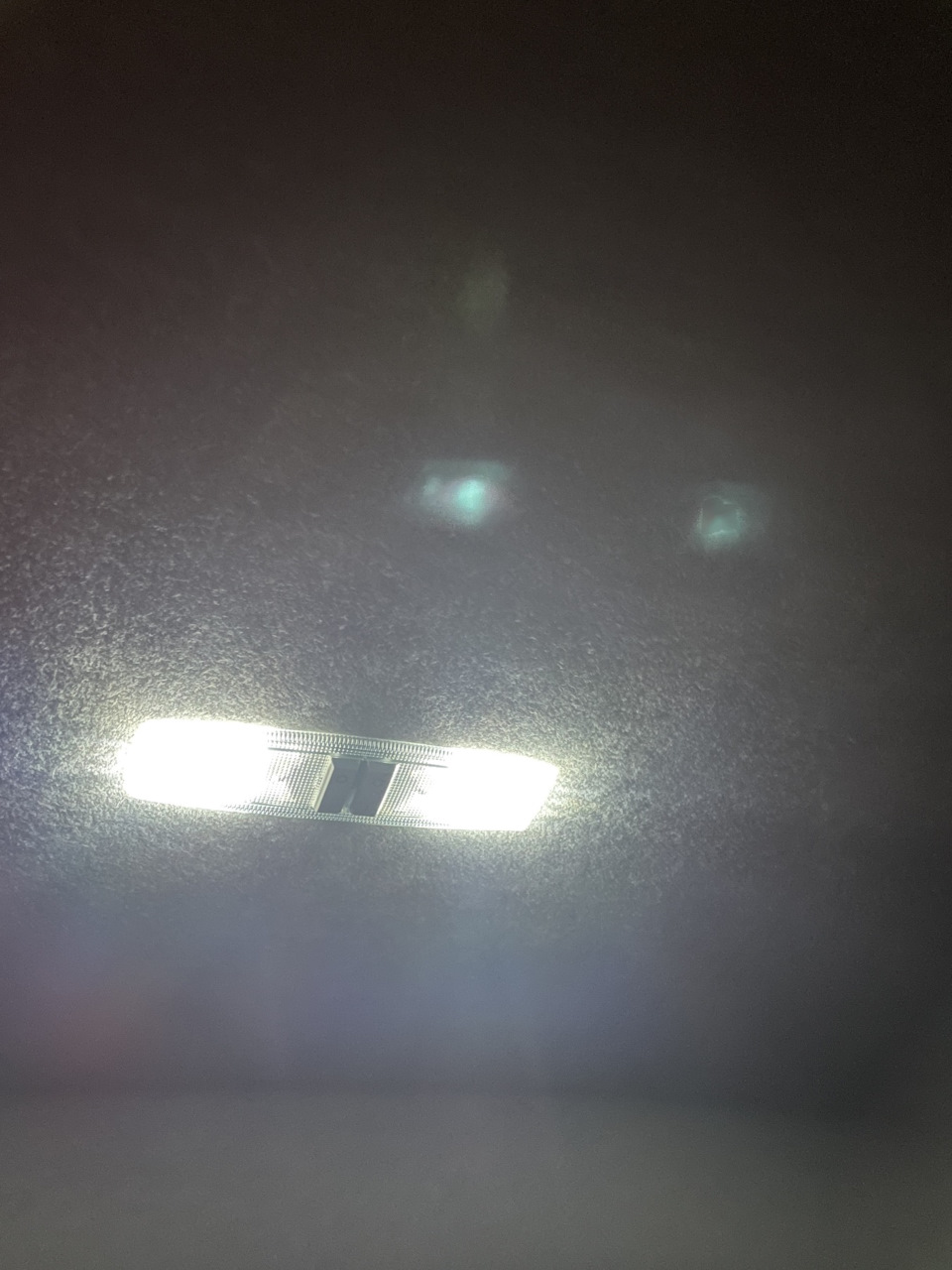 Led підсвічування салону та форсунки склоомивача 3